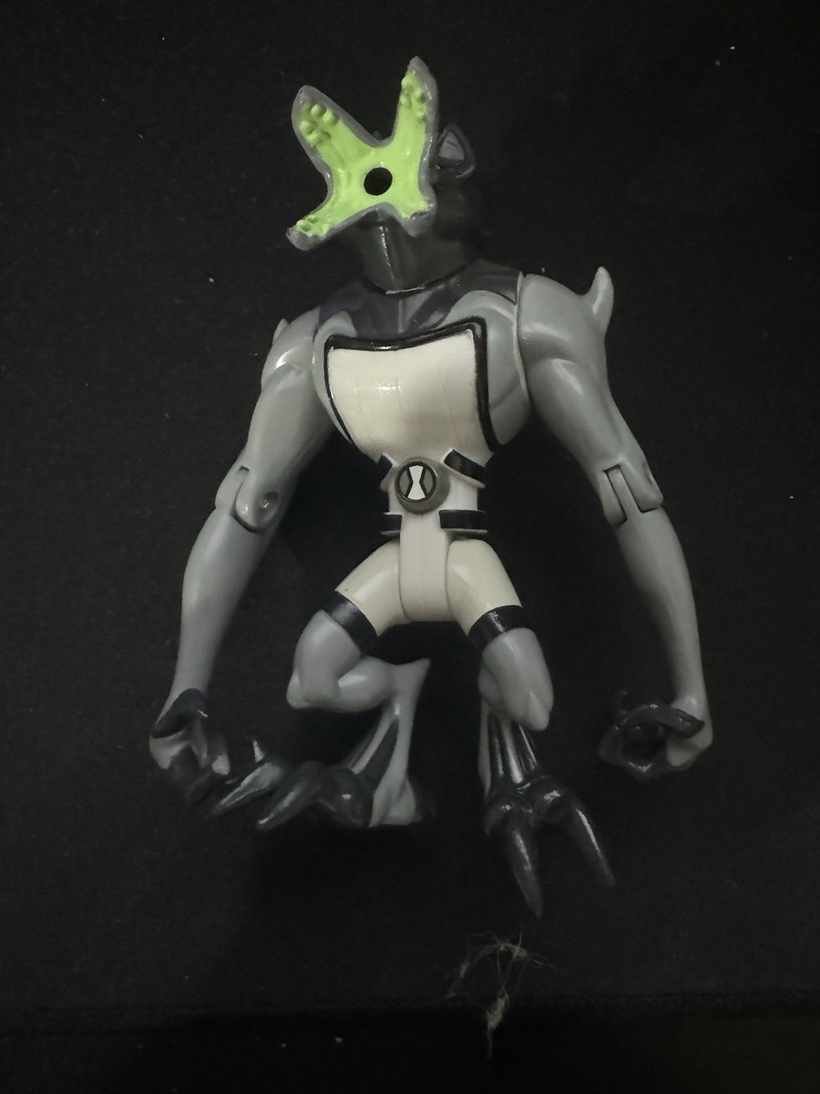 Ben 10 Alien Force Ultimate Alien Ben Wolf Benwolf Action Figure 4