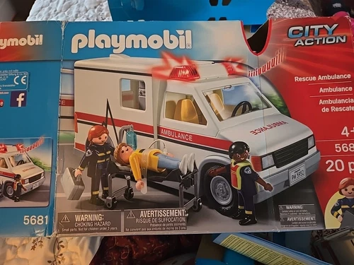 PLAYMOBIL City Action Lights & Sounds Rescue Ambulance set GUC #5681