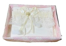 Ivory Lace Wedding Garter Set Keepsake gold Heart Charm New w/ Box womens read 