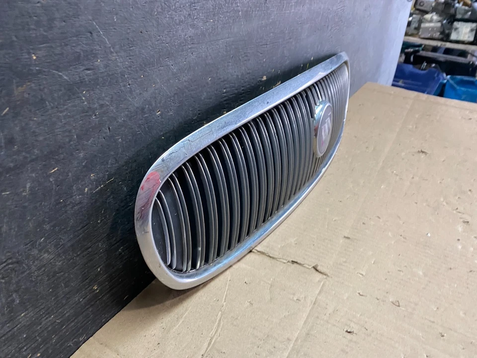 1997 1998 1999 年别克 Lesabre 前镀铬上烤架格栅 Oem U0161 — 第 3/4 张图片