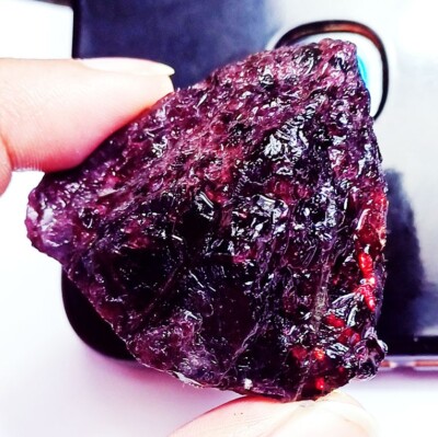 NATURAL TRANSLUCENT RED MEXICAN FIRE OPAL ROUGH 150.55+ Ct LOOSE GEMSTONE