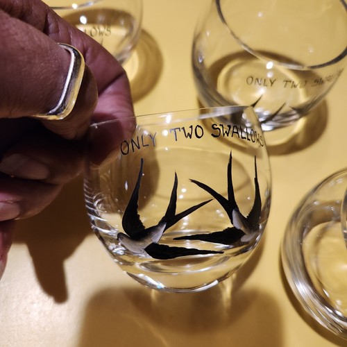 Only Two Swallows Glasses set of 4 / Roly Poly Style - Picture 3 of 6