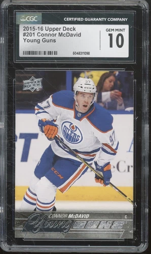 2015 Upper Deck Young Guns #201 Connor McDavid RC Rookie Gem Mint CGC 10