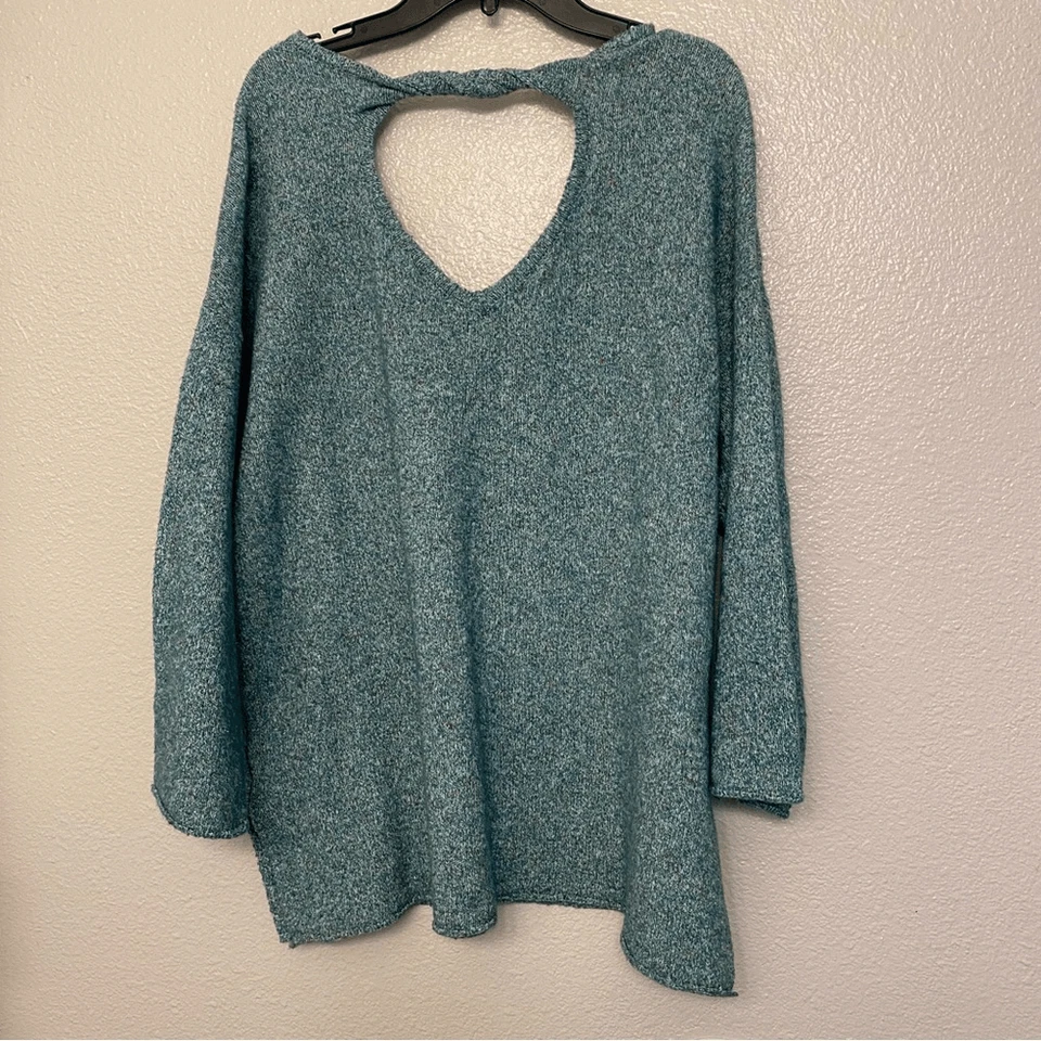 DEMOCRACY blue soft mid weight open back soft stretch sweater v neck L - Image 2 of 4