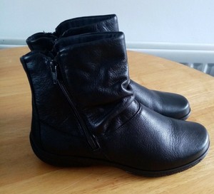 hotter whisper boots extra wide