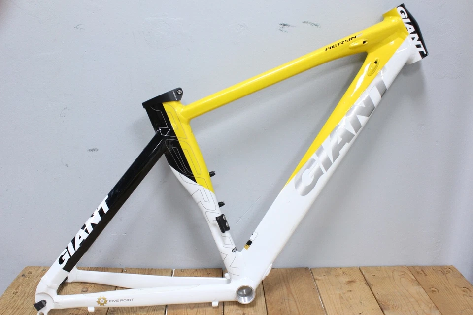 Giant Aeryn 2 Woman's Frame Time Trial Triathlon Track  XS Speed TT Speed 43CM - Image 2 of 4