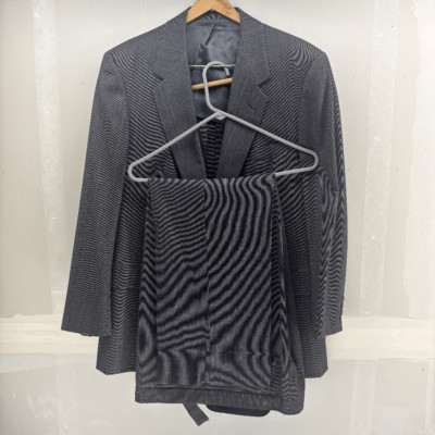 Vintage Hickey Freeman Gray Wool Stripe USA Union Made Bespoke Suit Size 38R