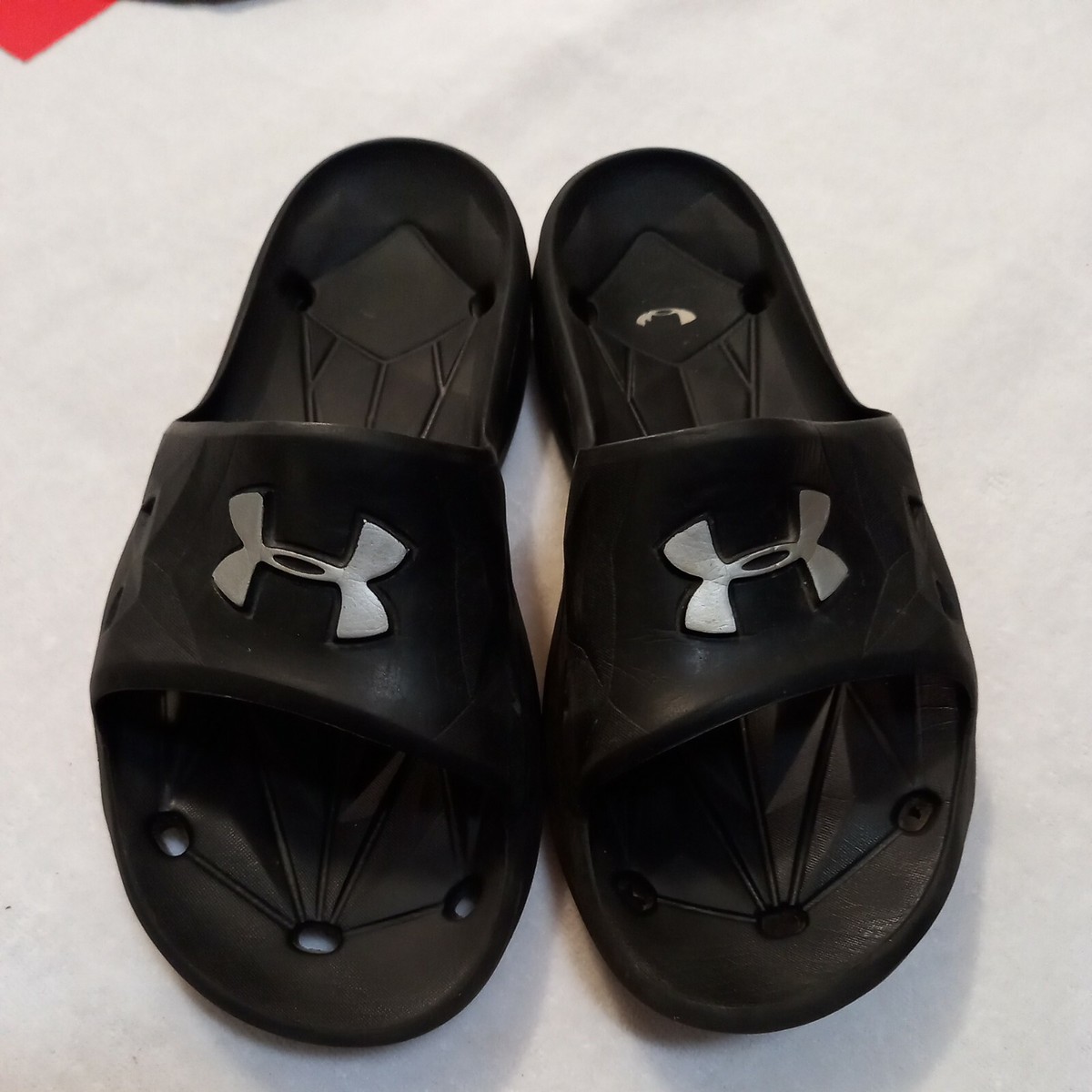 Under Armour Black Slide Sandals, Mens Size 8 Womans 9 GUC  display picture 2