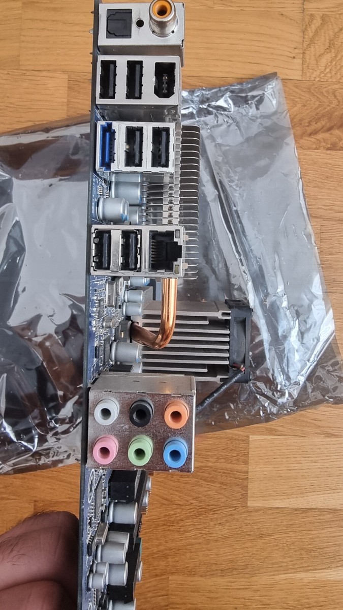 Dell Alienware Aurora R2 04VWF2 MS-7591 Rev.1.0 LGA1366