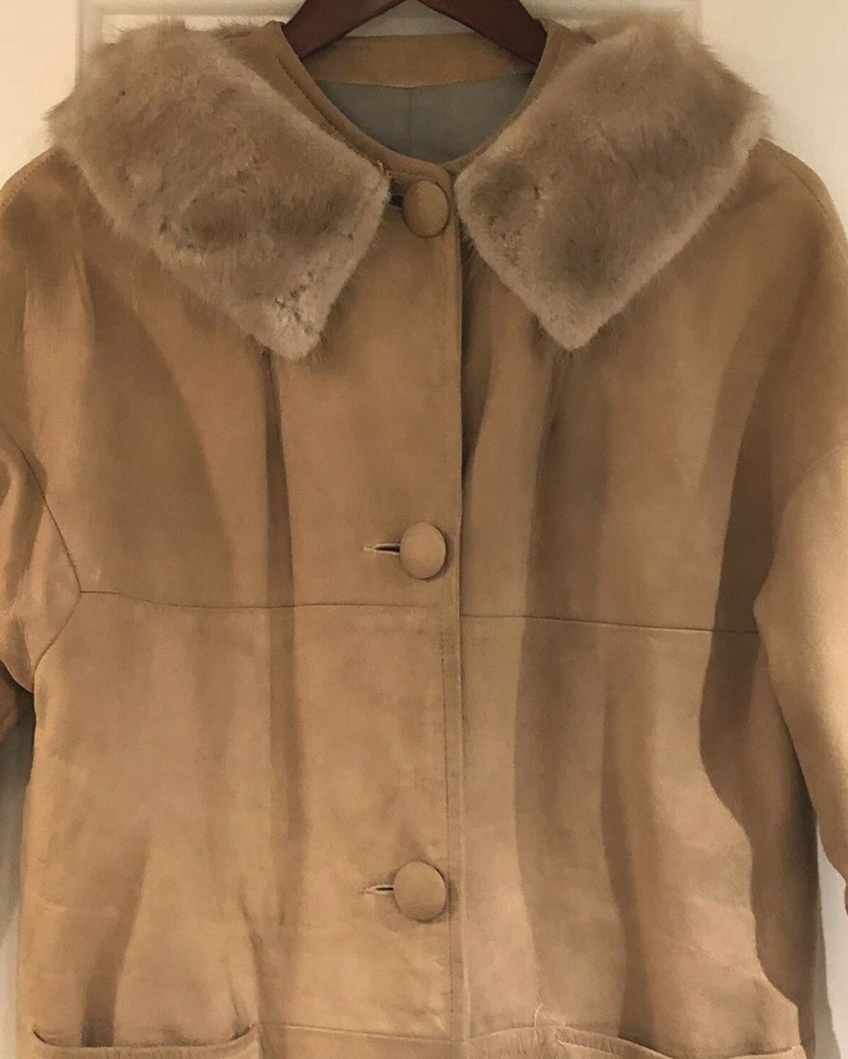 Abrigo chaqueta de cuero nobuck de colección años 60 para mujer cuello de piel botón cubierto 8 COMO ESTÁ Foto 4 de 4