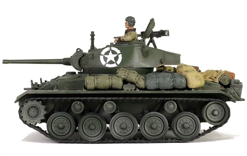 FORCES OF VALOR, CHAFFEE M24 American light tank Company D - Battalion of the... - Bild 9 von 14
