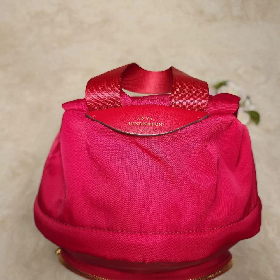 Auténtica Mochila Anya Hindmarch Chubby Heart Nylon Roja de Japón 133461K Foto 3 de 4