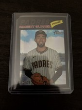 2026 Topps Heritage Robert Suarez Black Chrome Refractor 1/77