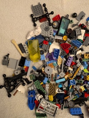 LEGO Bulk Lot 3 lbs   Mixed Bricks & Parts + Motorcycle   Wheels, Windows, Plate