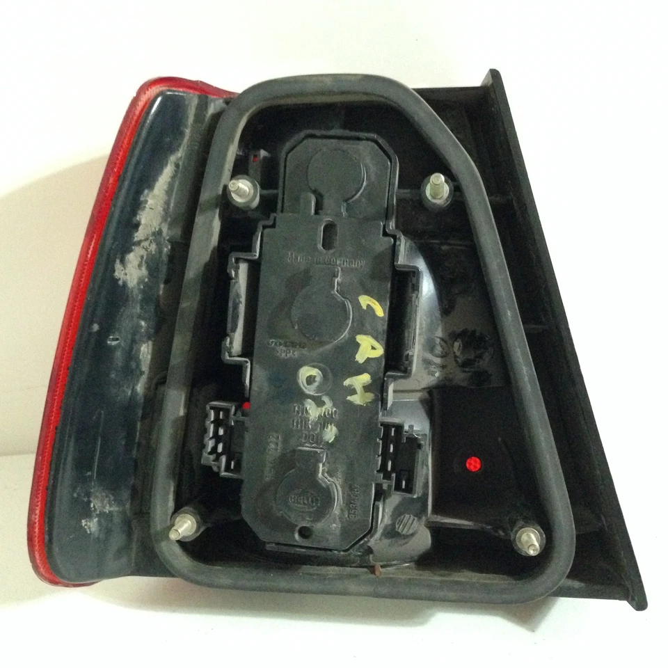 1991-1995 Volvo 940 960 Right PASSENGER Side Tail Light Assembly OEM Perfect - Image 2 of 4