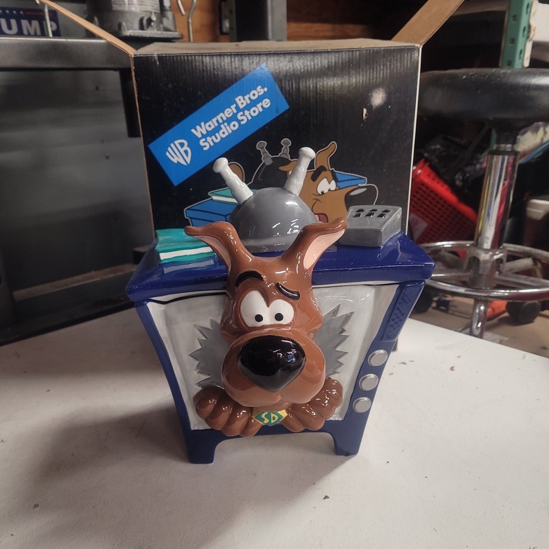 Warner Bros Studio Store SCOOBY DOO TV Ceramic 3D Cookie Jar 1998 