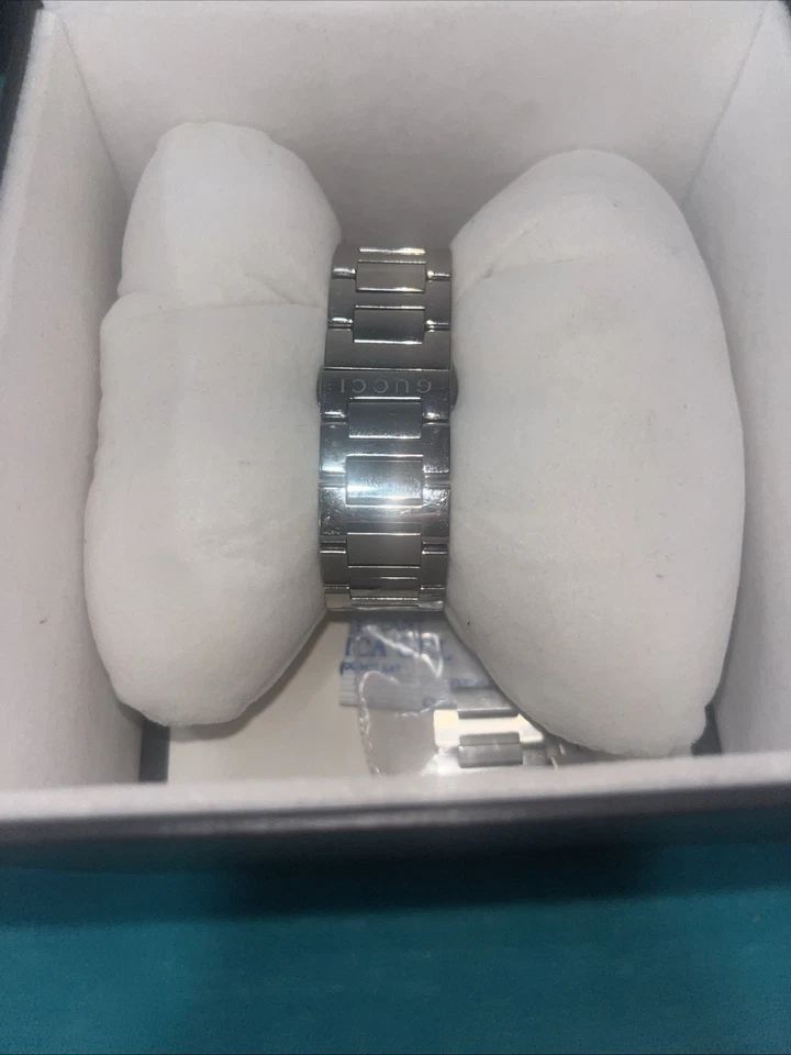 Slightly new Gucci Watch - Image 4 of 4