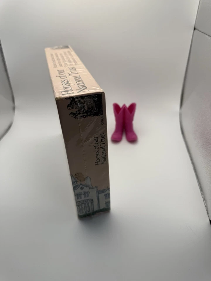 VINTAGE Houses of Our National Trust Puzzle (Educational) - Image 2 of 4