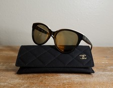 CHANEL 5414 Urban Vintage Butterfly Sunglasses 54mm Black/Gray Lens 100 UV