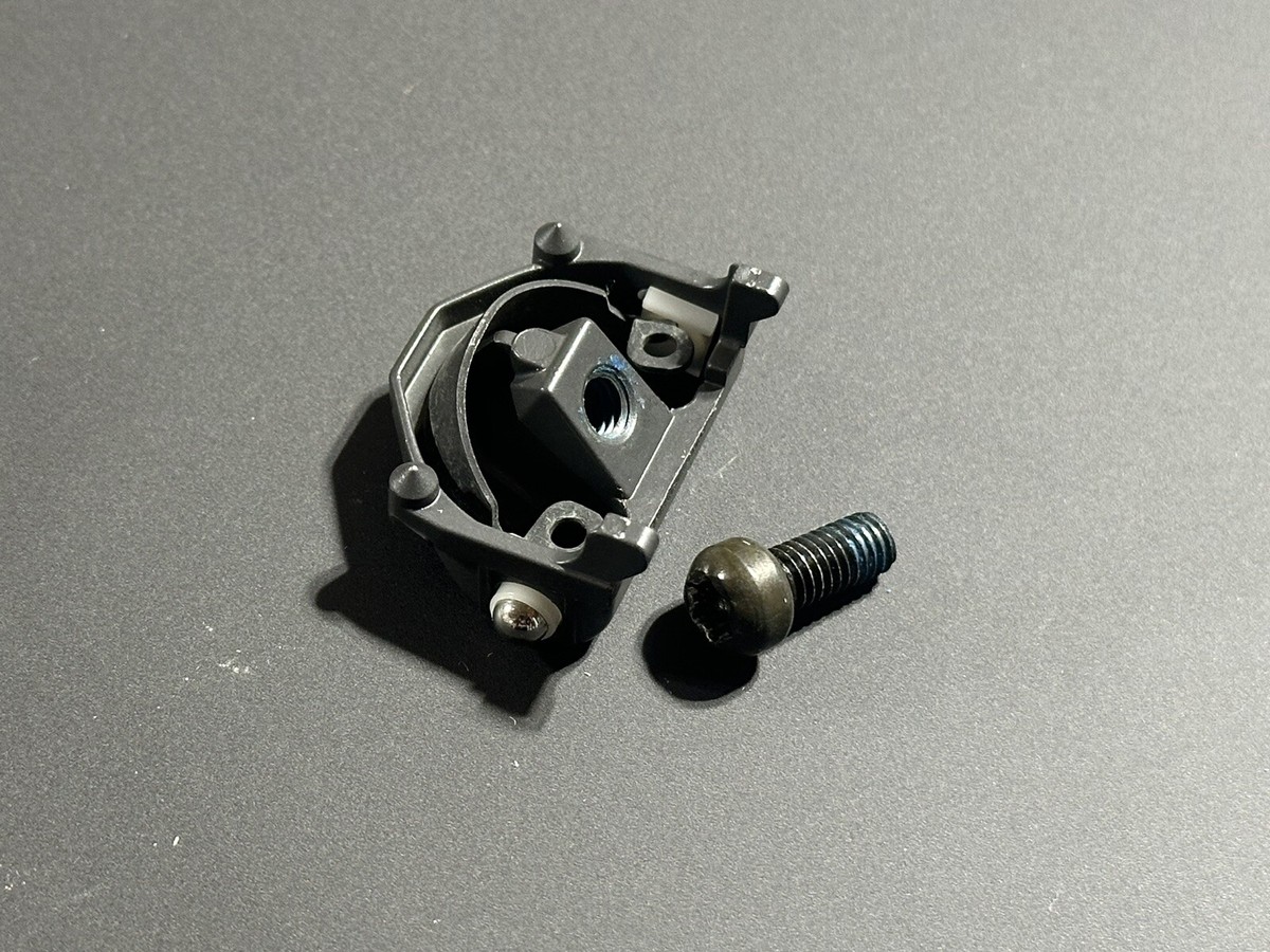1998-2005 Lexus GS300 GS400 GS430 OEM Rear View Mirror Mount