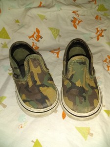 baby vans camo