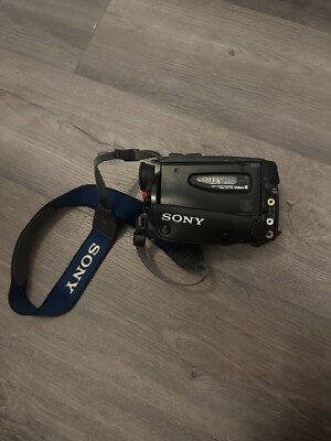 Sony Handyman CCD-TR51 VHS Camcorder - Black 27242414426| eBay