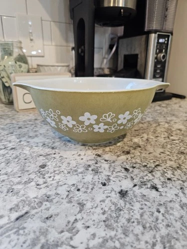 Vintage Pyrex Floral Print Olive Green 4 Quart Bowl