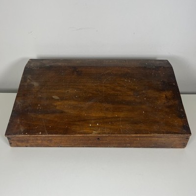 Antike französische Holz Aufbewahrungsbox mit Schrägdeckel Jules Bideau Angers Weinkiste