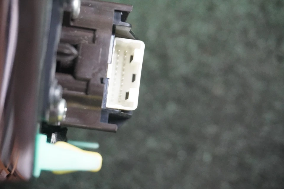 Interruptor de janela 2010 2011 2012 LEXUS ES350 DRIVER SIDE ESQUERDA FRONTAL FABRICANTE DE EQUIPAMENTO ORIGINAL 515291 - Imagem 4 de 4