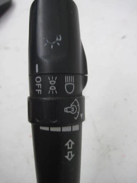 INTERRUPTOR DE COLUMNA Saab 9-2X 2005 05 2006 06 611470 Foto 3 de 4