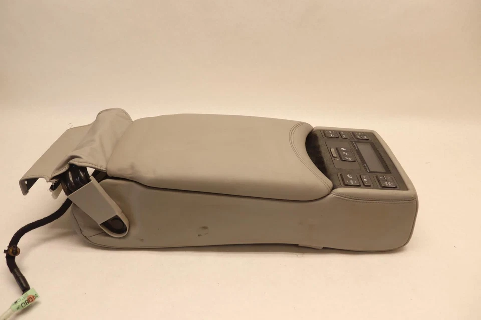 Cubierta de reposabrazos de consola central trasera Lexus LS460 2007-2008 con controles de clima OEM Foto 3 de 4