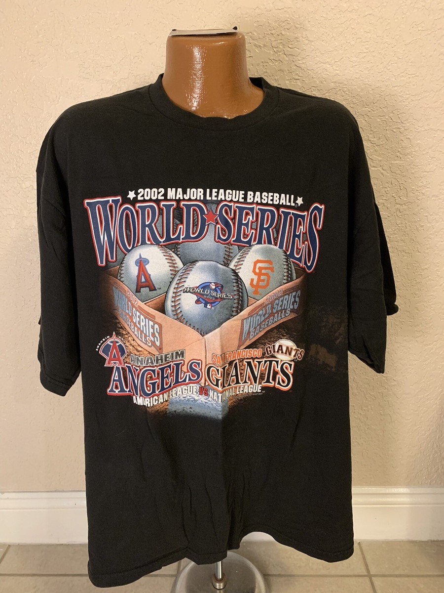 Vintage 2002 World Series Angles vs Giants T-shirt. Size XL