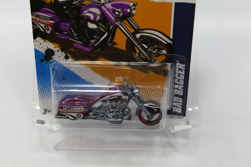 Hot Wheels HW City Works '12 2011 [7/10] Bad Bagger [137/247] púrpura NUEVO - Imagen 4 de 5