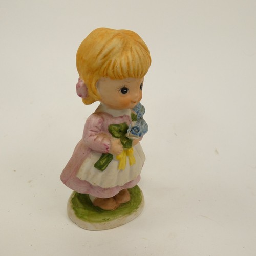 Vintage 1980 CMA Bisque Verona Vergasi Little Girl /w Flowers Figurine 5" HFJE1 - Picture 6 of 10