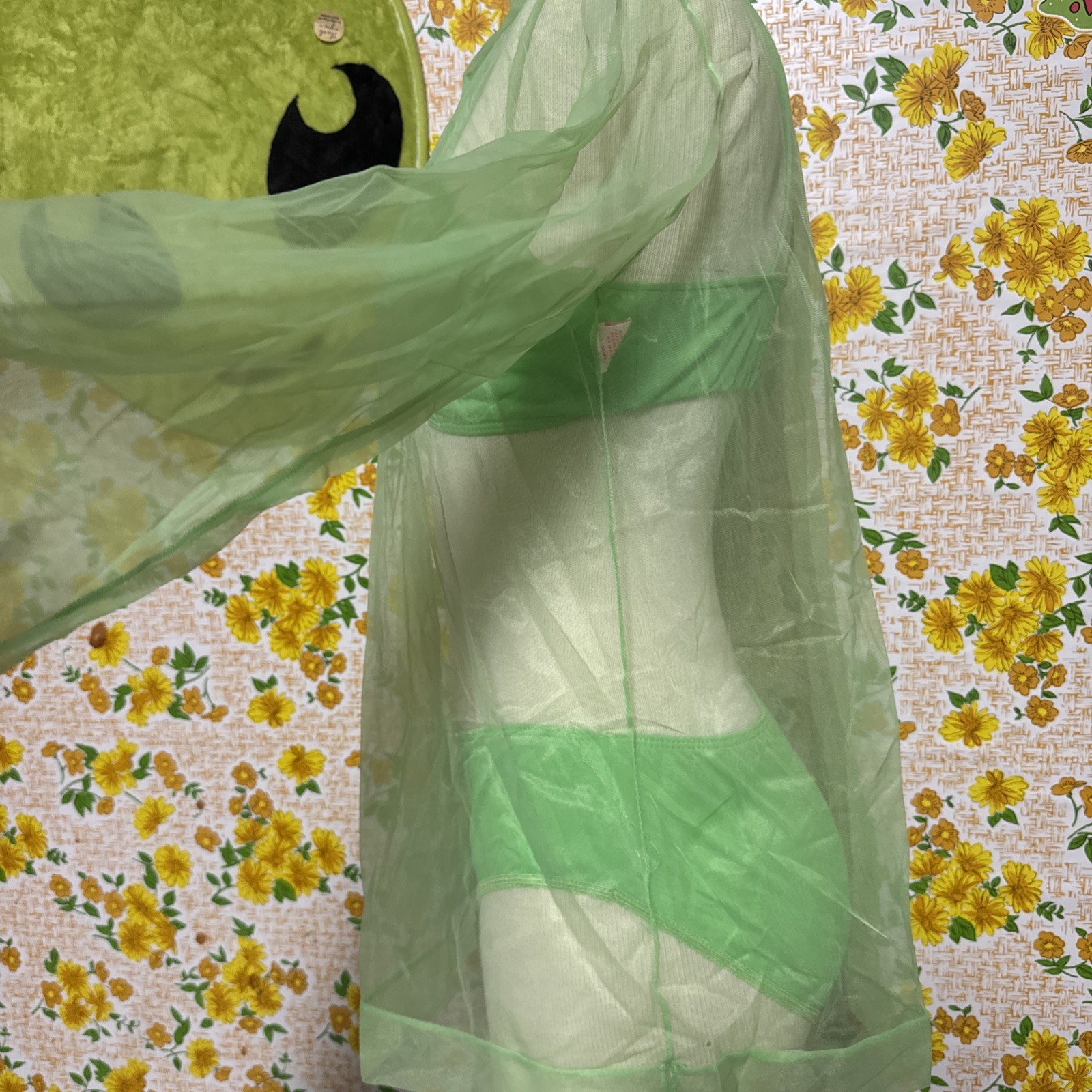 Vintage Retro Groovy Highlighter Green 3piece Lin… - image 6