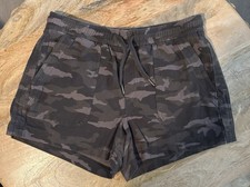 Pantaloncini corti Athleta Farallon mimetici attivi elasticizzati in vita verde militare taglia 10