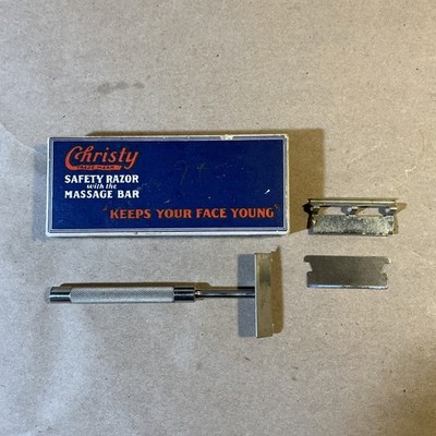 Vintage Christy Safety Razor With Massage Bar And Original Box INV-AT21