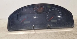 VW TRANSPORTER V T5 Flatbed Kombiinstrument 88311346 2.50 Diesel 77kw 34677997