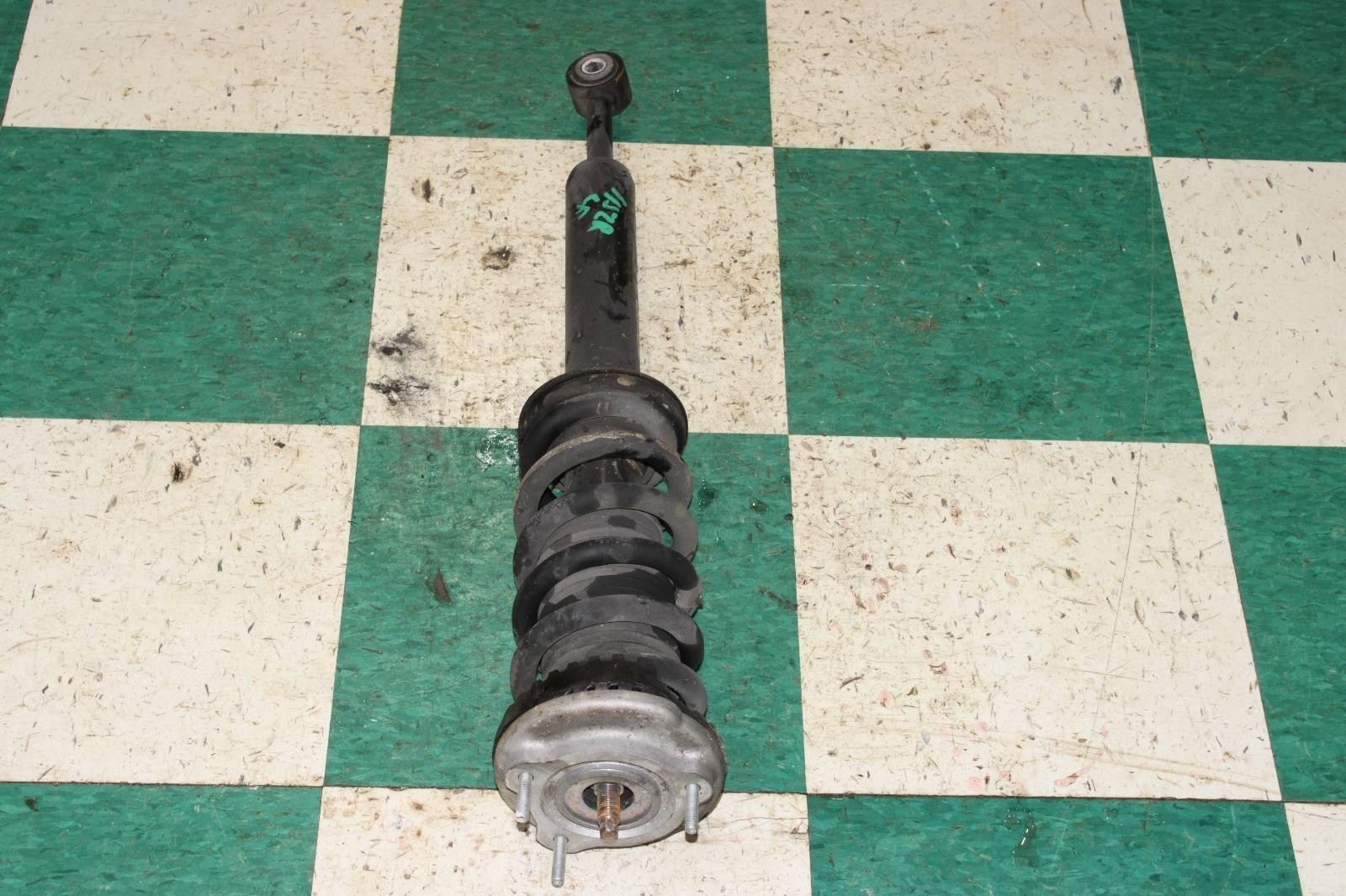 Maserati Ghibli 2014-2024 Front Left Shock absorber spring
