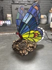 Vintage Quoizel Tiffany Style Stain Glass Butterfly  Lamp  Hi-lo Switch