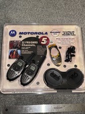 Motorola Talkabout T5710 Mobile Two-Way Walkie Talkies  Charging Station New