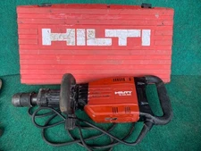 HILTI TE905-AVR Demolition Hammer Concrete Breaker Heavy Duty Powerful Tool USED