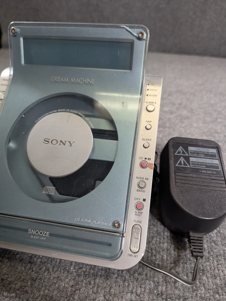 Sony Dream Machine ICF-CD855V Clock Radio CD Player Blue/Silver Parts or Repair - Image 3 of 4