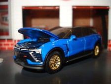 Chevrolet Blazer 2024 edición personalizada 1/64 geniales ruedas y neumáticos personalizados MB