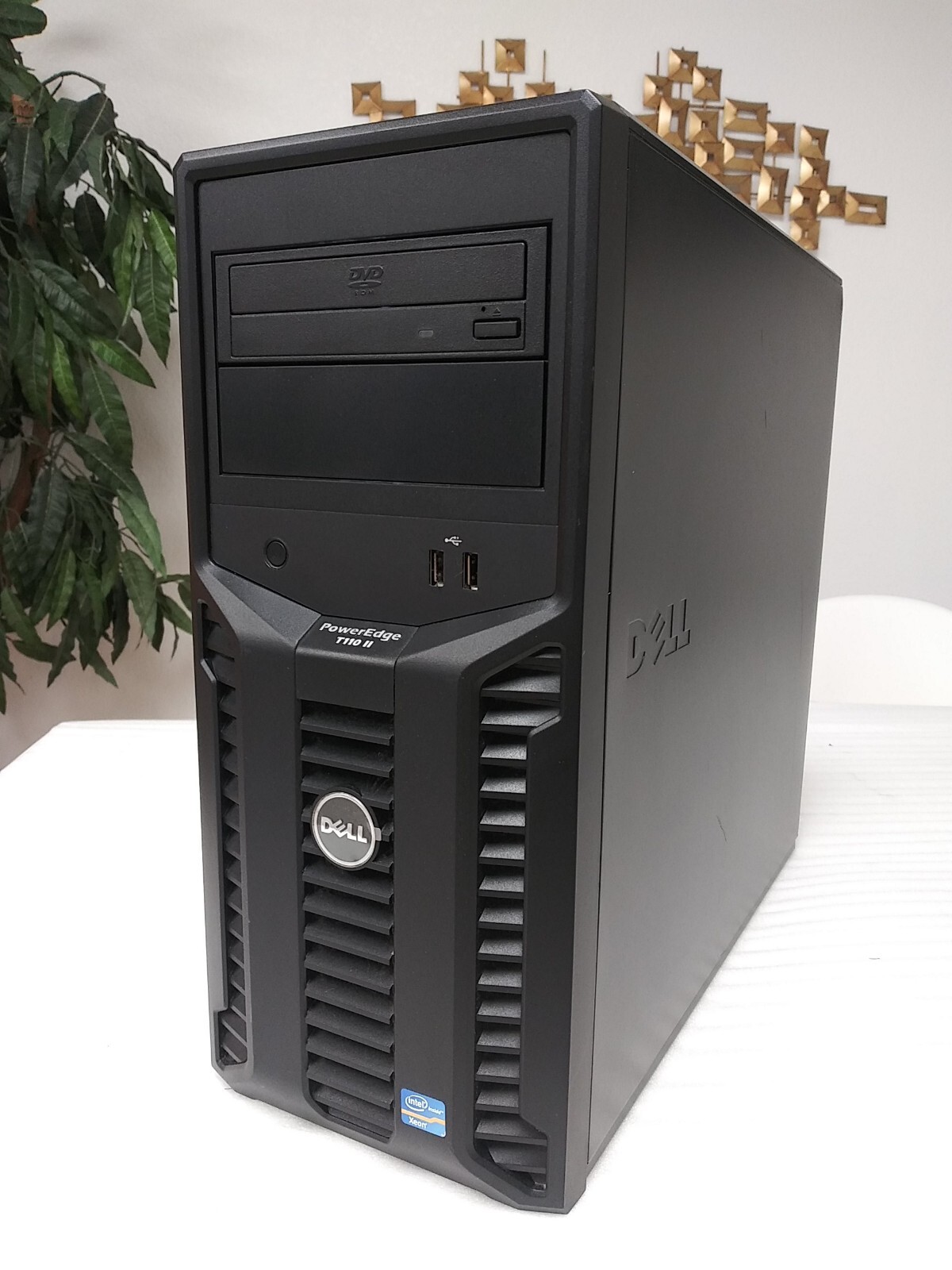 DELLサーバー：DELL PowerEdge T110 II 8GB HDD500GB