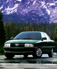 1995 Oldsmobile ACHIEVA Brochure/Catalog with Color Chart: Series 1,2, Coupe,