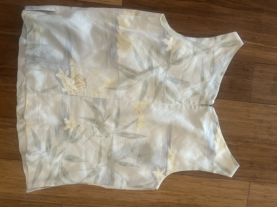 Camiseta sin mangas Tommy Bahama XS para mujer 100 % seda tropical ajustada forrada Foto 3 de 4