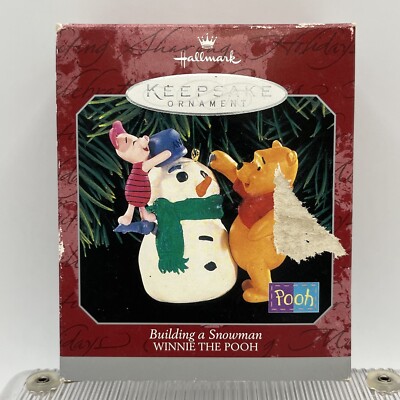 Hallmark Ornament Winnie the Pooh 1998 Building A Snowman Piglet Handcrafted