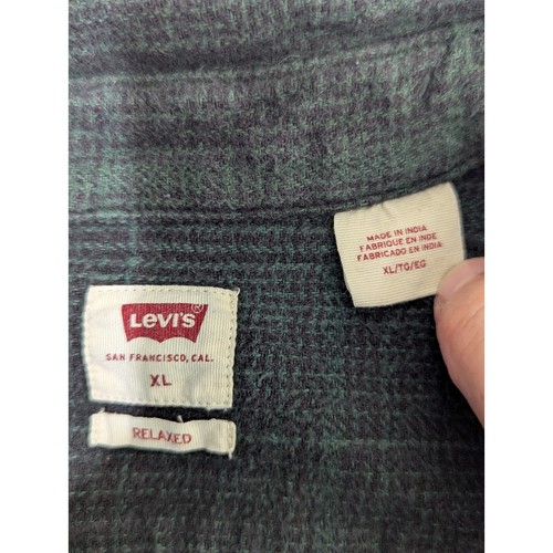 Levi's Relaxed Fit Flannel Shirt Two Pocket Green Plaid XL Tartan - Picture 3 of 10