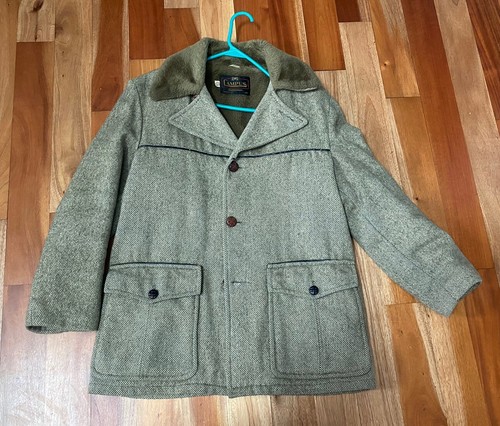 VINTAGE MEN CAMPUS WOOL BROWN GREEN TWEED PILE FUR BUTTON COAT SZ 40 MADE IN USA - Picture 2 of 17